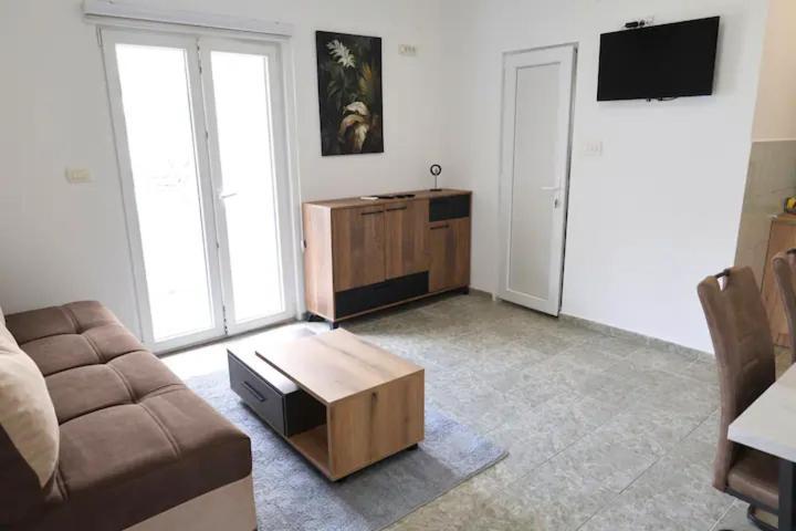Apartments R&M Tivat Exterior foto