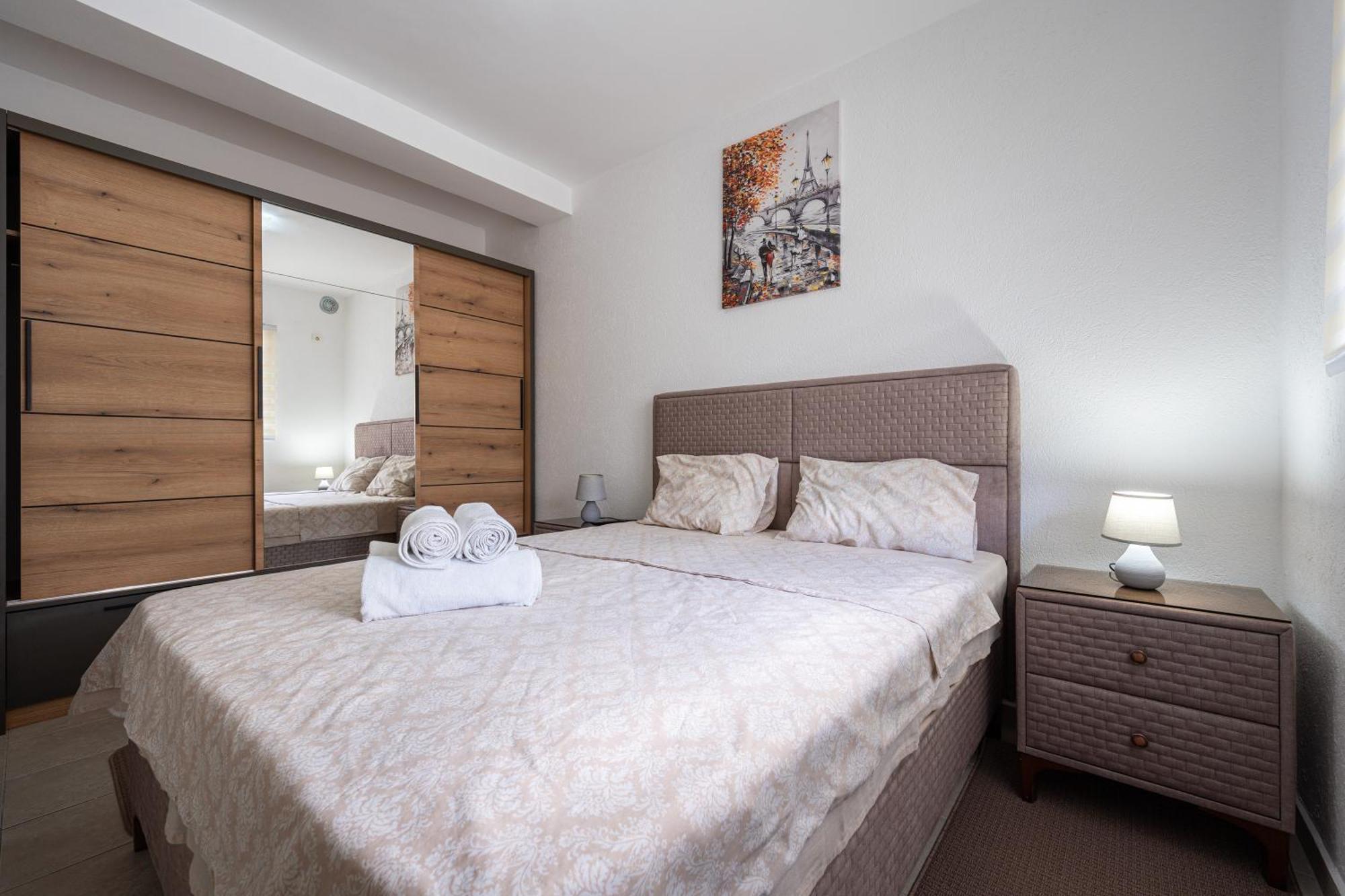 Apartments R&M Tivat Exterior foto