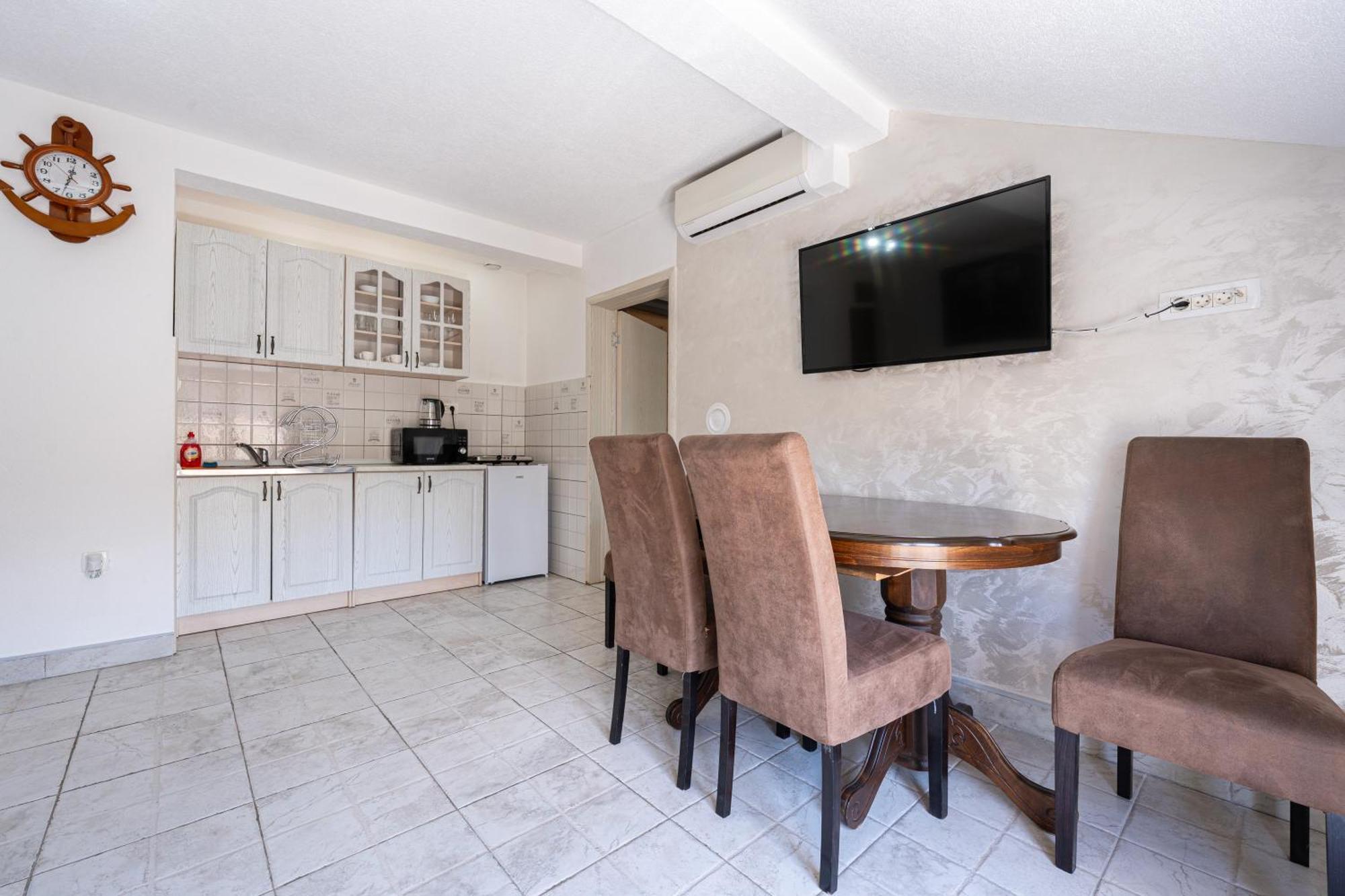 Apartments R&M Tivat Exterior foto
